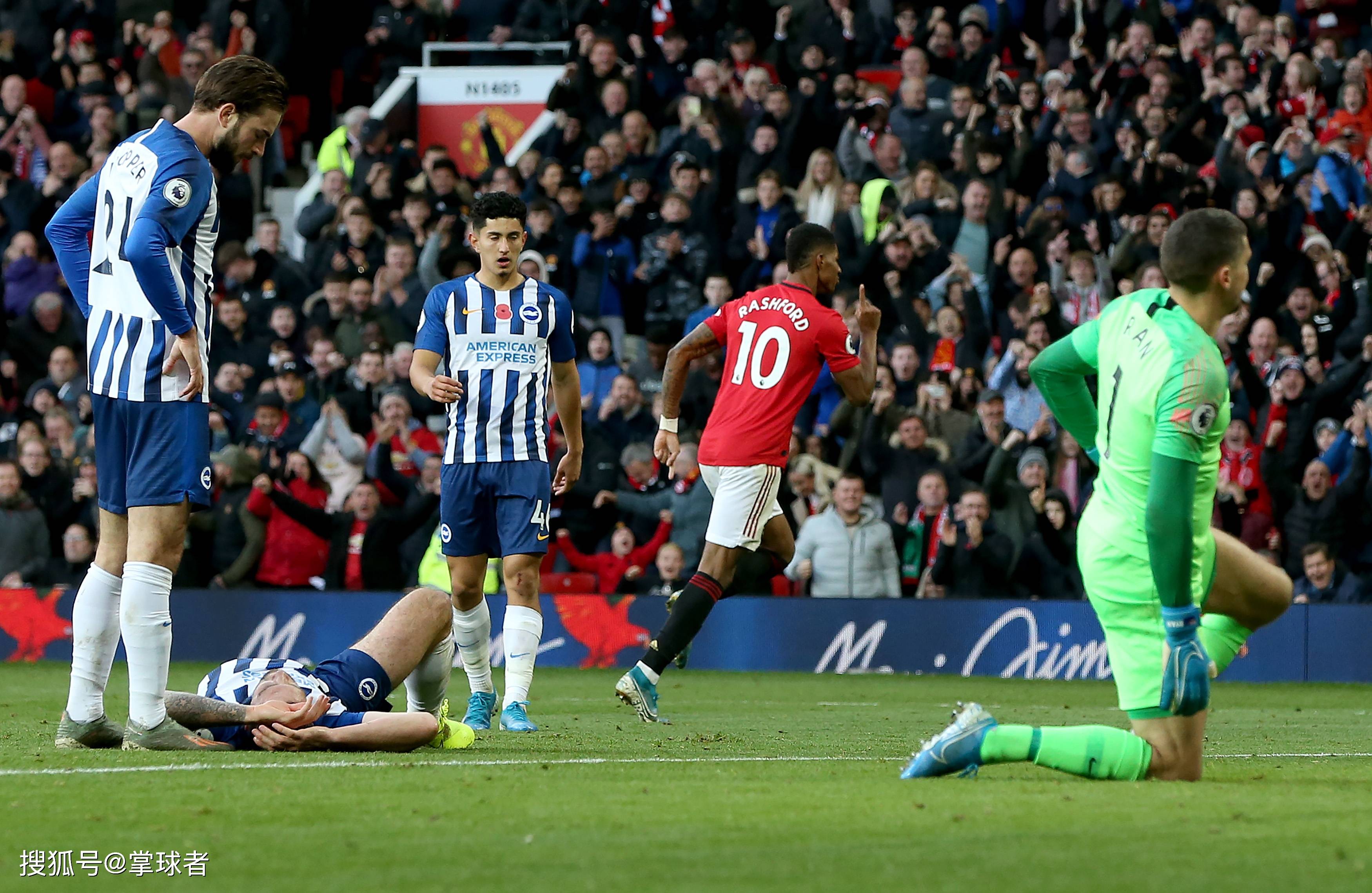 米兰效力期 米兰效力期